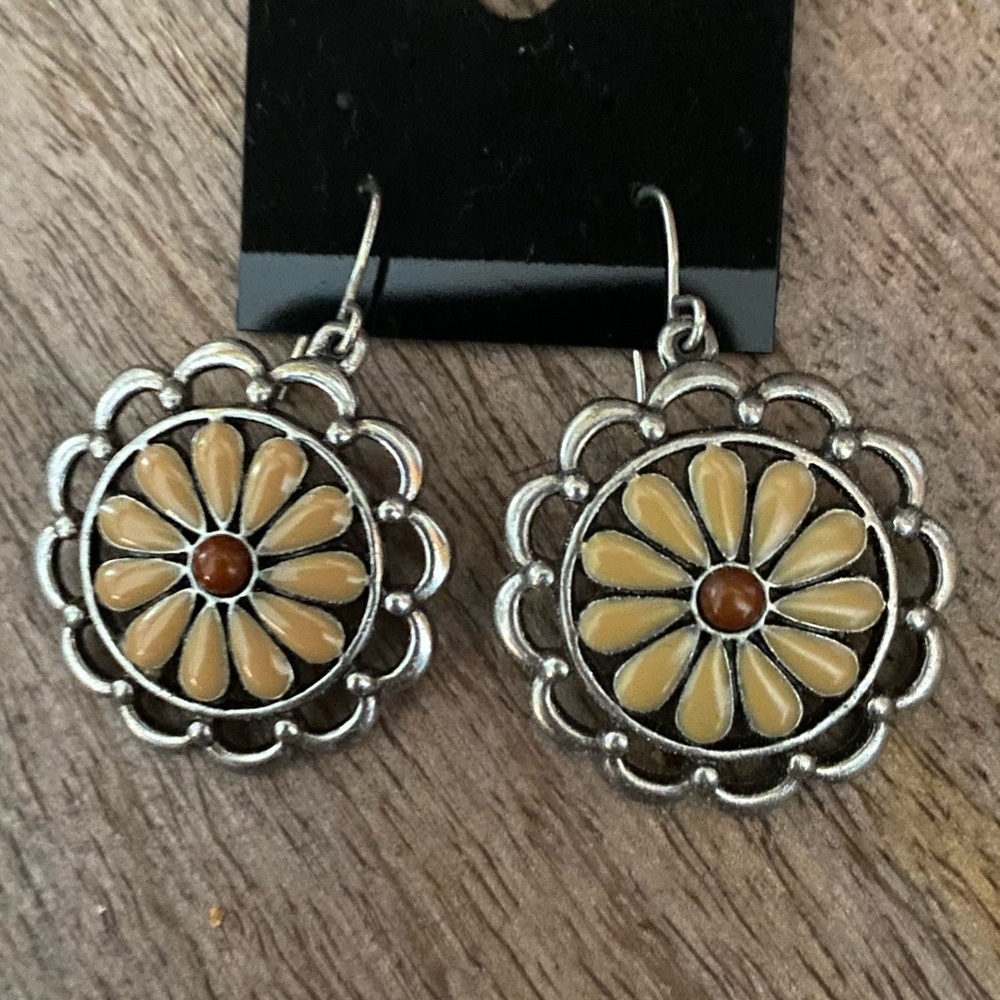 Silver Flower Earrings Pierced
